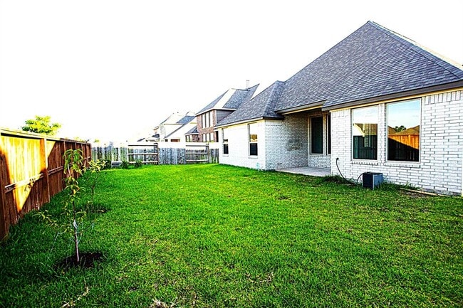 Building Photo - 3505 Sunburst Creek Ln