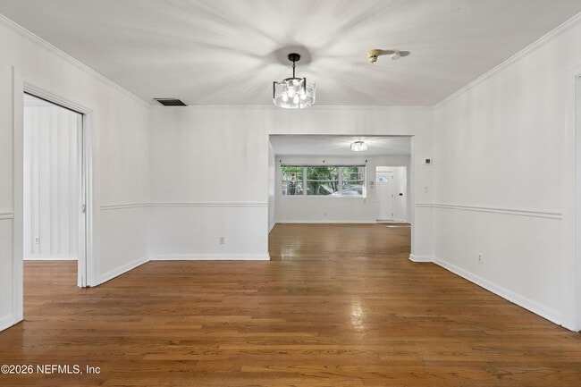 Building Photo - 1367 Riverbirch Ln