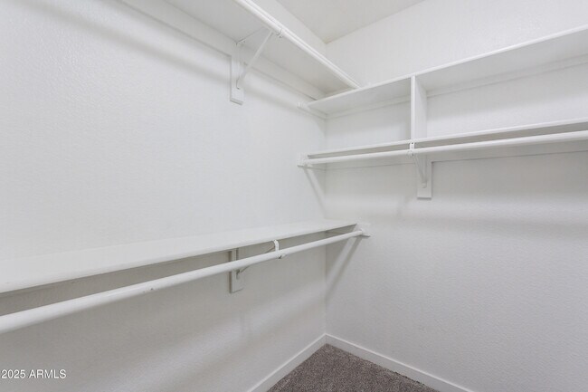 Building Photo - 5950 N 78th St