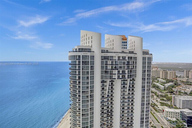Building Photo - 18201 Collins Ave