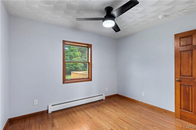 Building Photo - 7537 Rickmeyer Rd