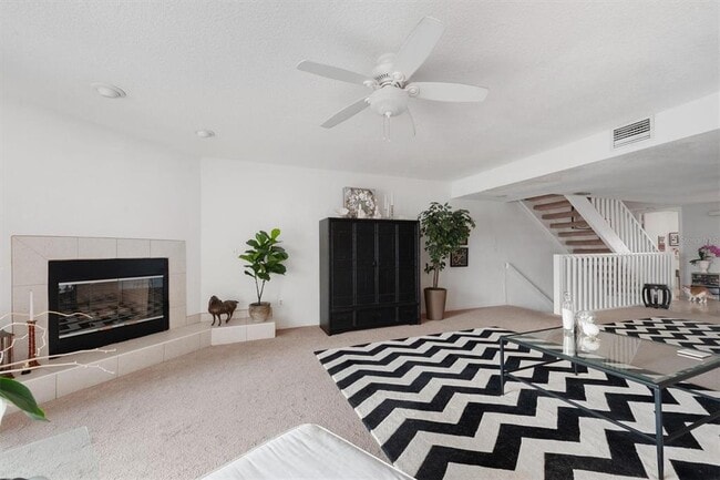 Building Photo - 745 Pinellas Bayway S