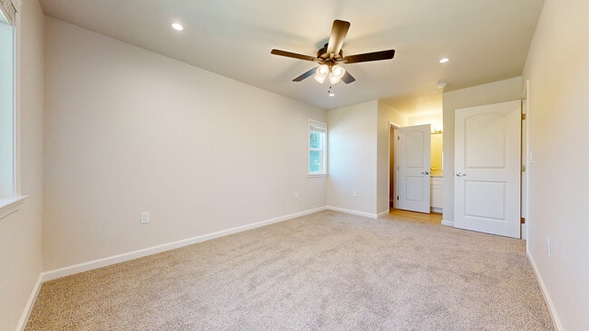Building Photo - 401 Ignacio Blvd