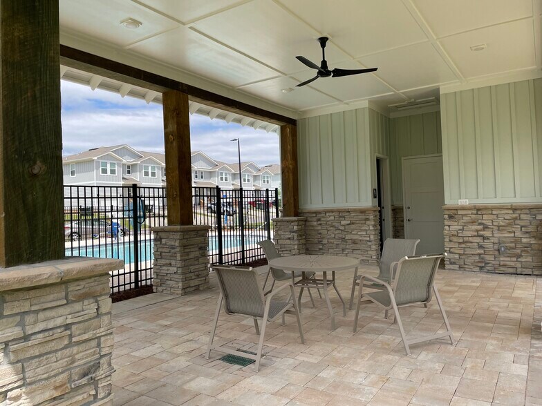 Clubhouse - 9676 Nature Creek Blvd