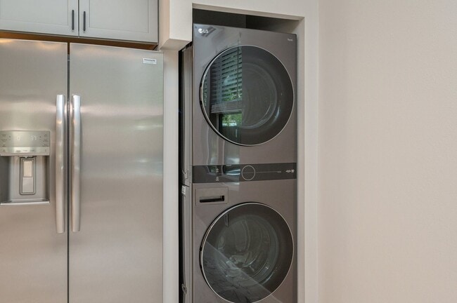 Building Photo - Peaceful Retreat! Just minutes from Niceville!