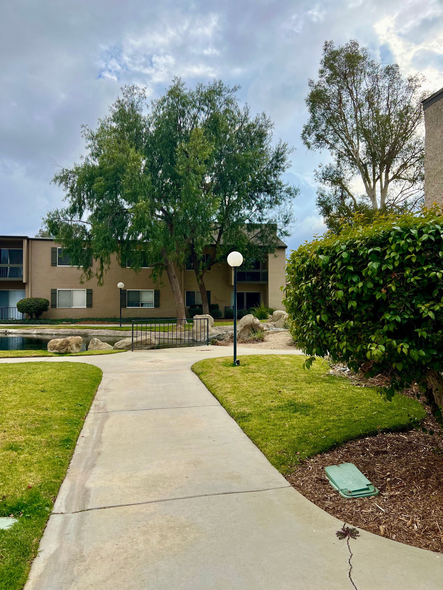 Building Photo - 24518 Nicklaus Dr