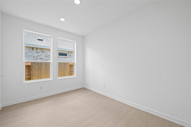 Building Photo - 16618 Golden Harvest Dr
