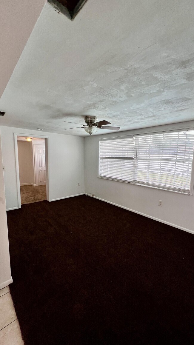 Building Photo - 7701 Ironbark Dr