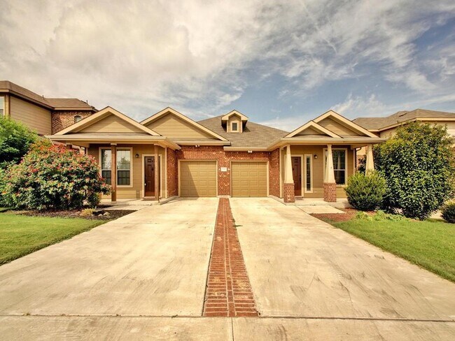 Building Photo - 1520 Muirfield Bend Dr