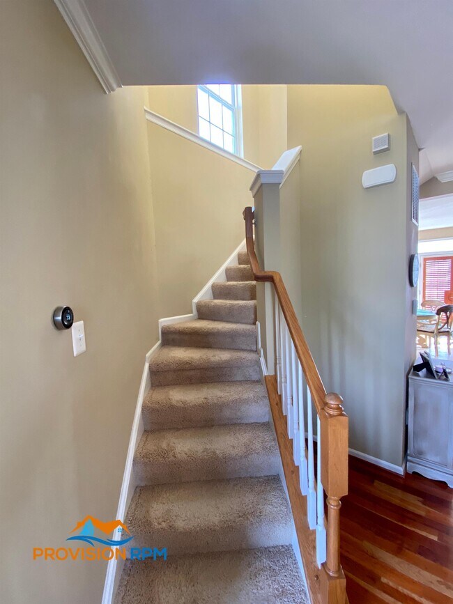 Building Photo - 1740 Theale Way