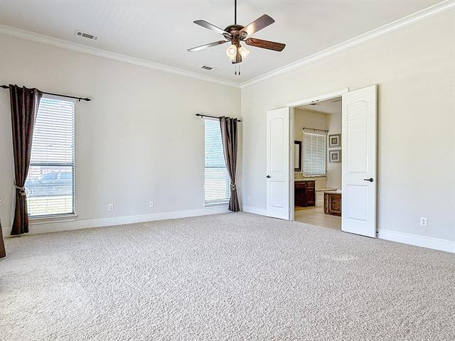 Building Photo - 7304 Meadow Glen Dr