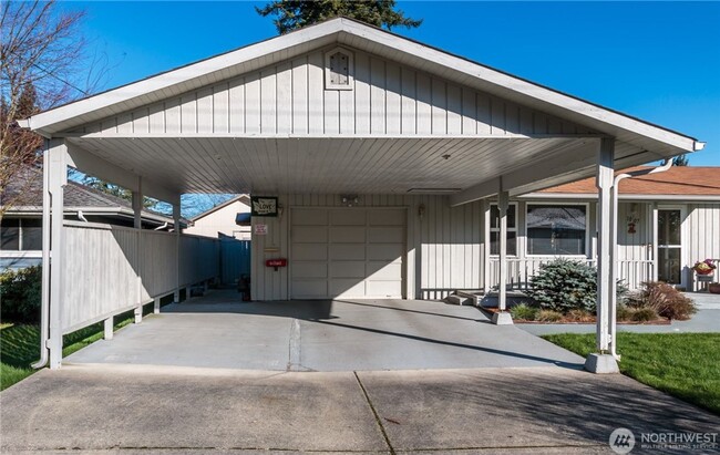 Building Photo - 2bd/.75ba Arlington Home
