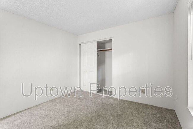 Building Photo - 19578 SW 68th Ave