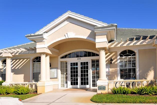 Building Photo - 10733 Cleary Blvd
