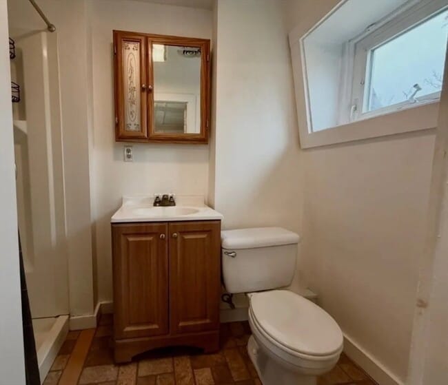 Building Photo - 127 Court St