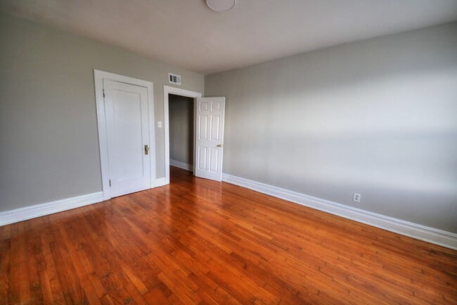Building Photo - 4415-4423 S. Kingshighway Blvd.