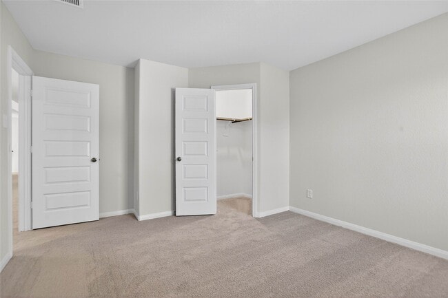 Building Photo - 13320 Burbot Dr