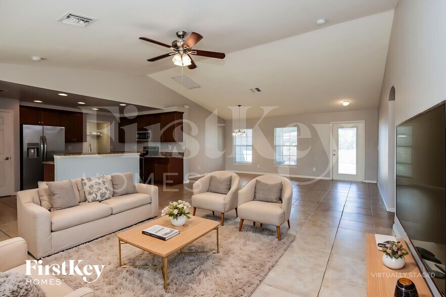 Building Photo - 1922 NW 20th Terrace