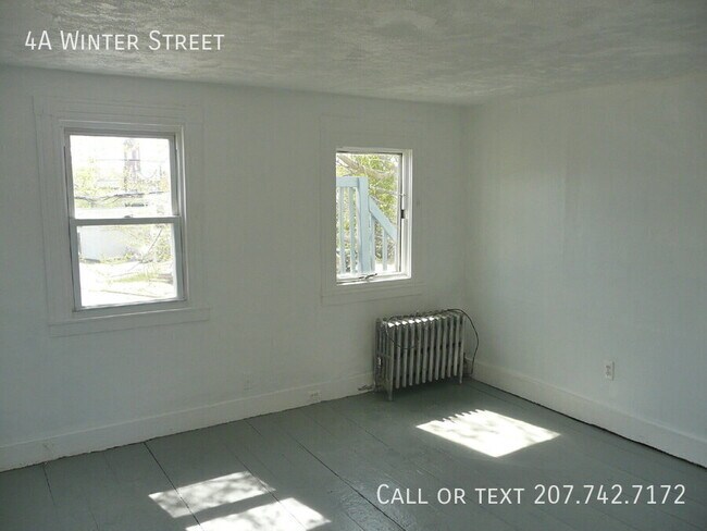 Building Photo - 4A Winter St