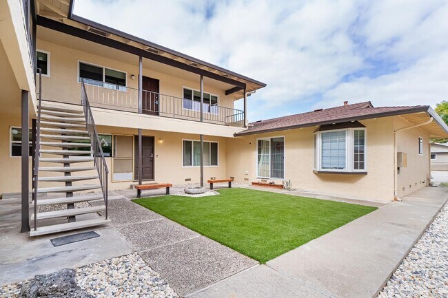 Building Photo - 22434 Salem Ave