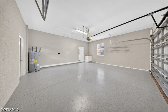 Building Photo - 15257 Cortona Way