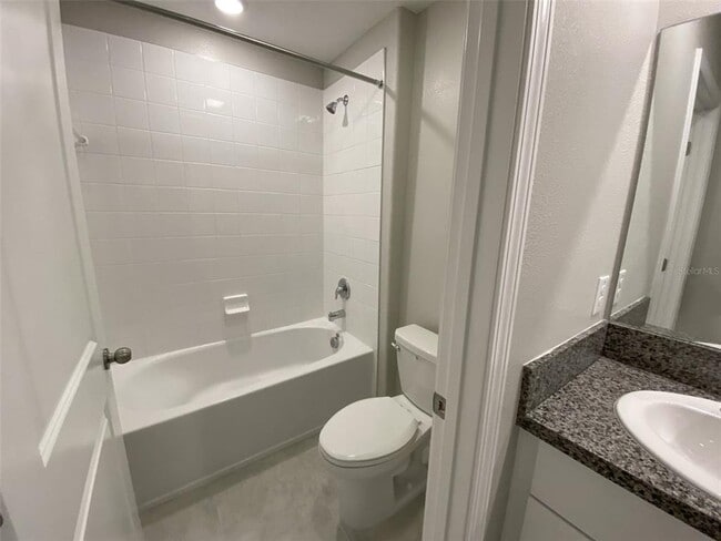 Building Photo - 4124 Hanover Dr