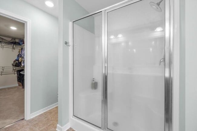 Building Photo - 7349 Vicenzo Dr