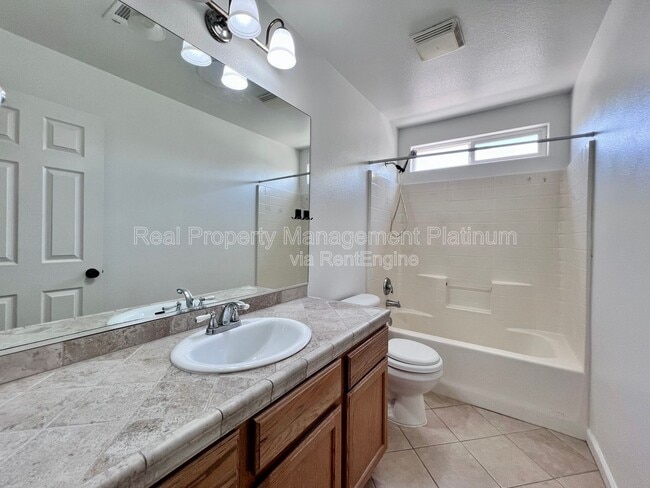 Building Photo - 6054 E Hampton Way