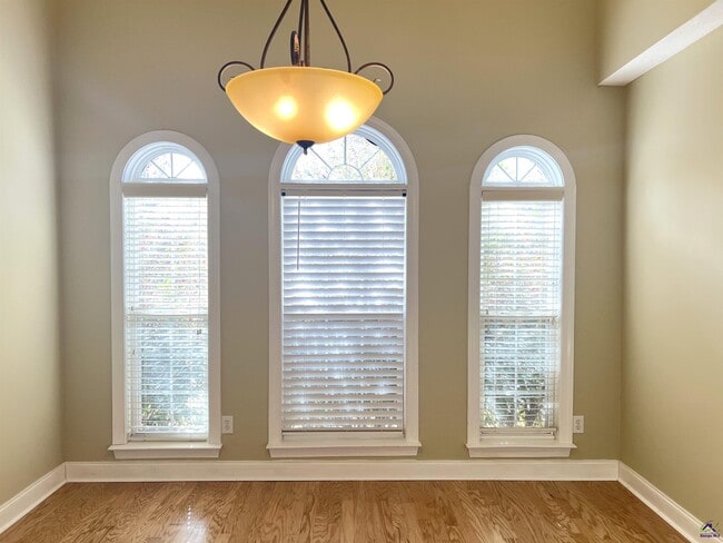 Building Photo - 104 Prestige Dr