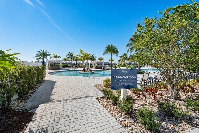 Building Photo - 5160 Willow Crk Dr