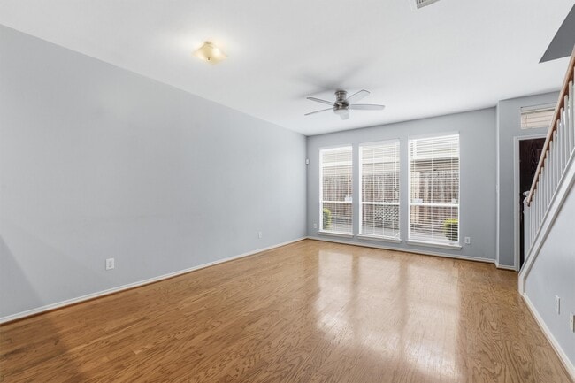 Building Photo - 1507 Sutton St