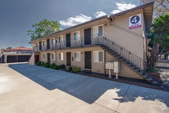 Building Photo - Fourth Street Apartments