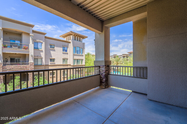 Building Photo - 5350 E Deer Valley Dr
