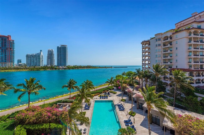 Building Photo - 7055 Fisher Island Dr