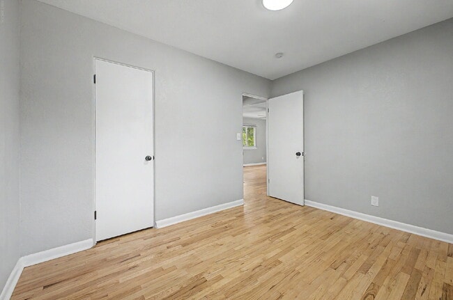 Building Photo - 2910 S Delaware St