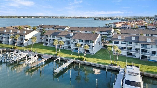 Building Photo - 150 Marina Del Rey Ct