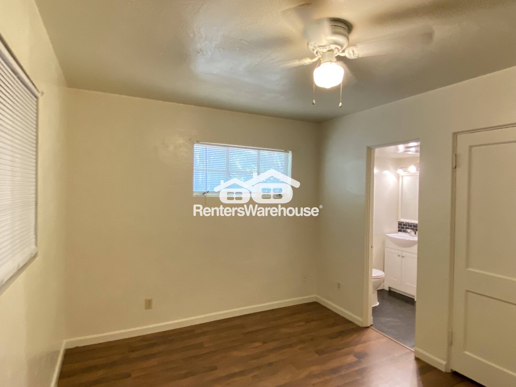 Building Photo - 6140 N 18th Dr