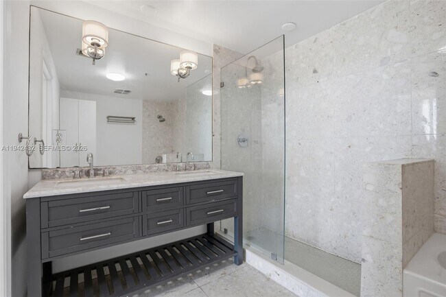 Building Photo - 6580 Indian Creek Dr