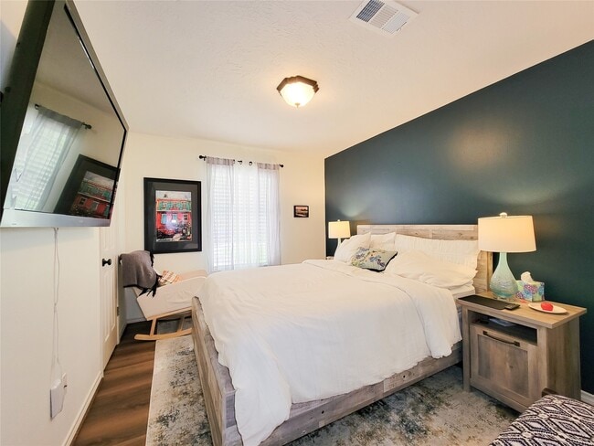 Building Photo - 3735 Hickory Knob Dr