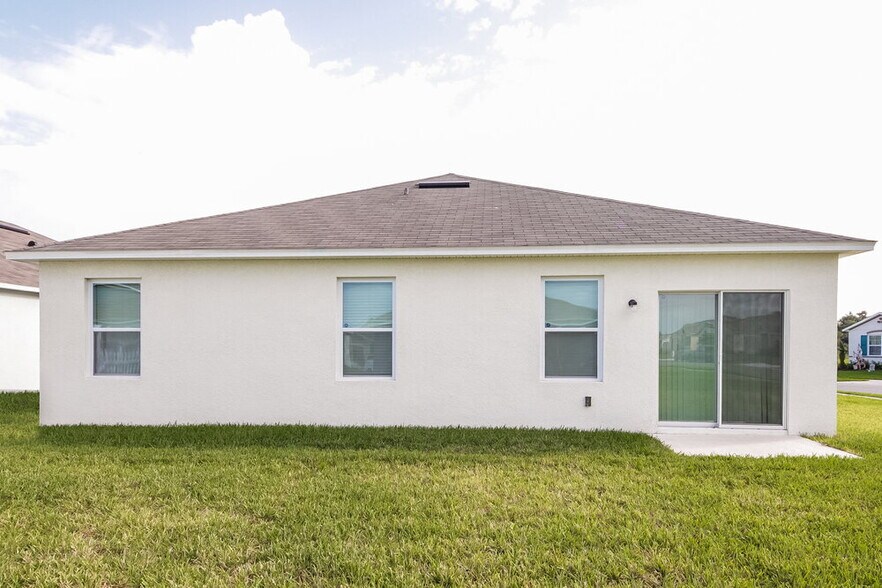 Building Photo - 1883 Green Dragon Dr