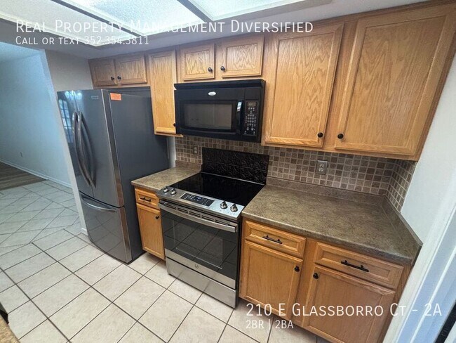 Building Photo - 210 E Glassboro Ct