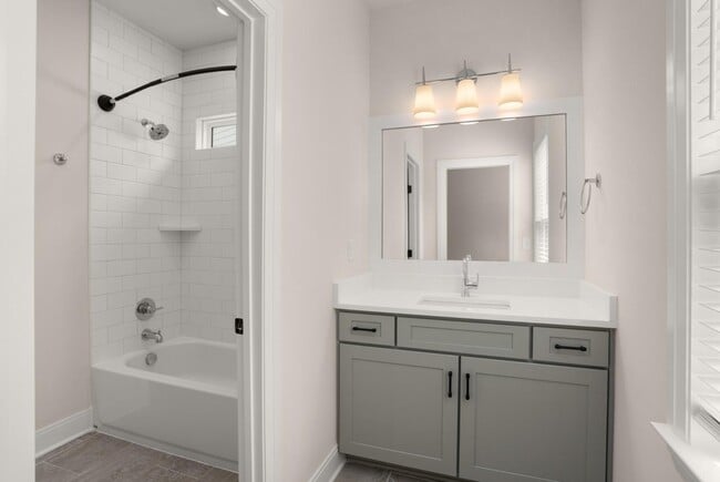 Building Photo - 500 Waycross Dr