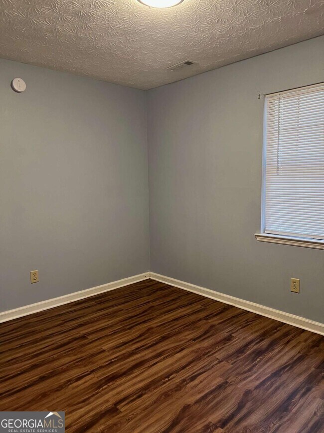 Building Photo - 9579 Briar Creek Ln