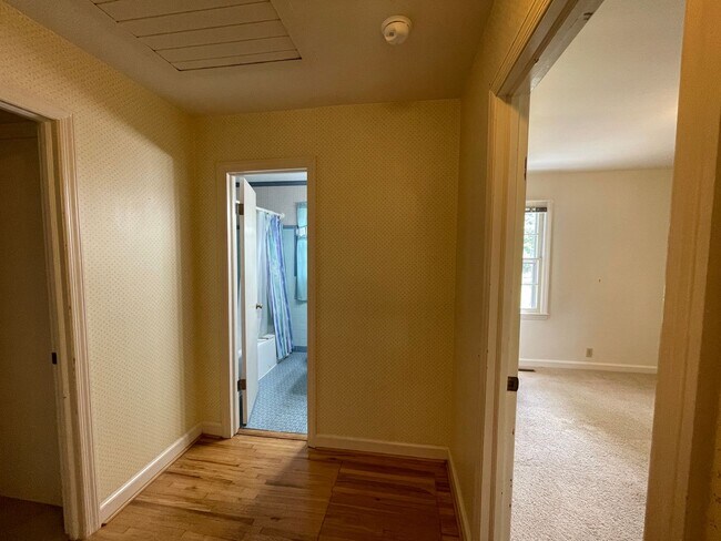 Building Photo - 106 Silver Bluff Rd