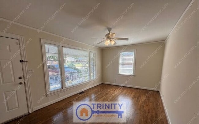 Building Photo - Your new home awaits!