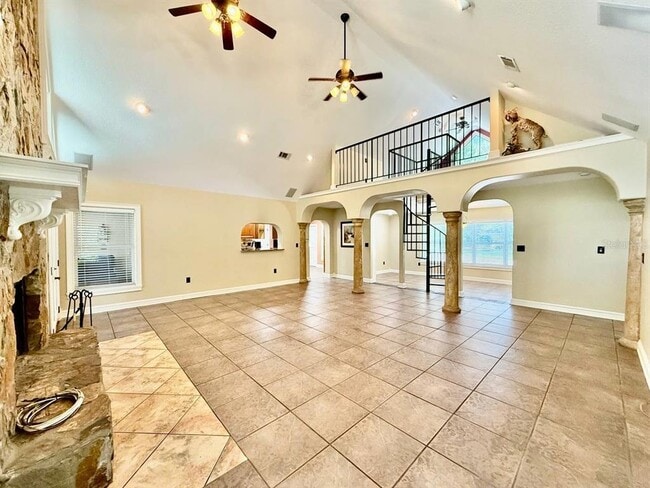 Building Photo - 1103 Ballinger Rd