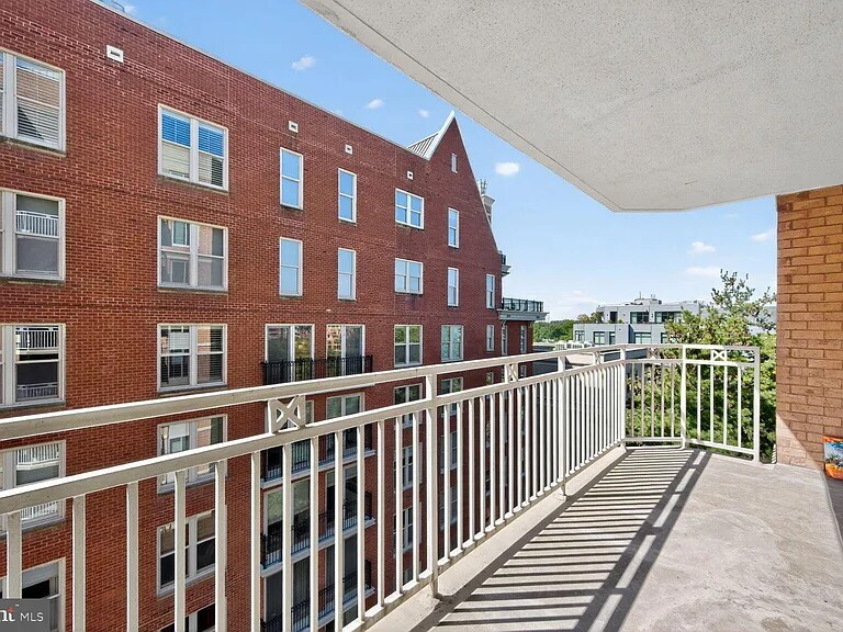 Building Photo - 7500 Woodmont Ave