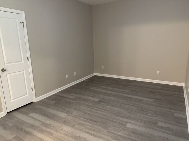 Building Photo - 48 Bellasera Wy