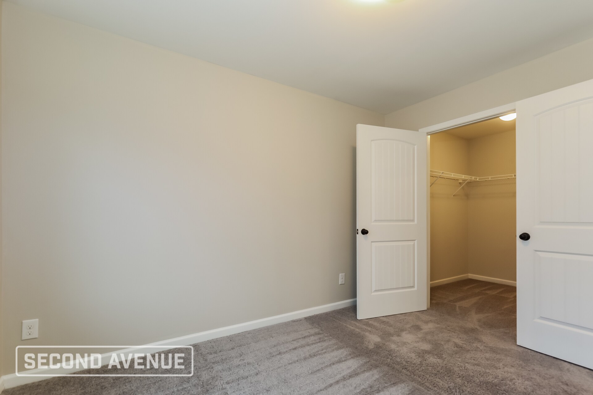 Building Photo - 217 Magnaview Dr