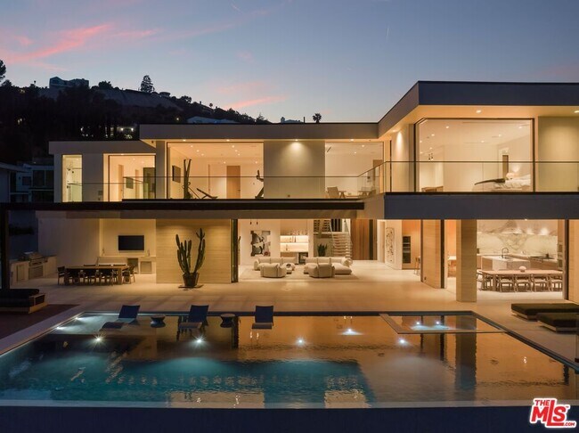 Building Photo - 2436 Jupiter Dr
